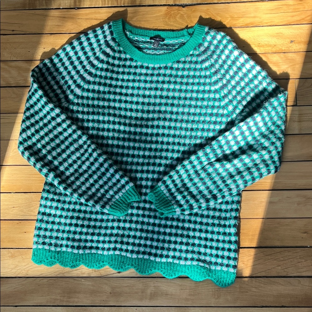 Talbots Green, Navy and White Women's Sweater with scallop edges.